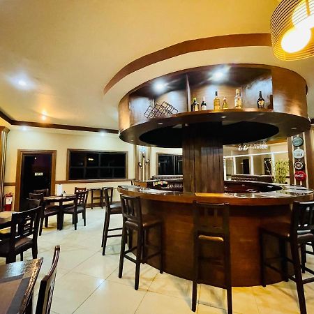 Drake Hotel Angeles City Exterior photo