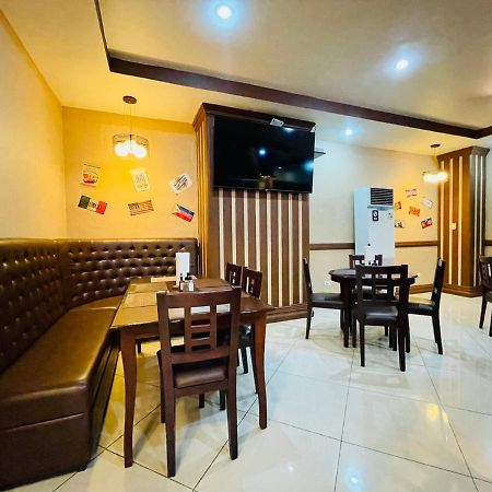 Drake Hotel Angeles City Exterior photo
