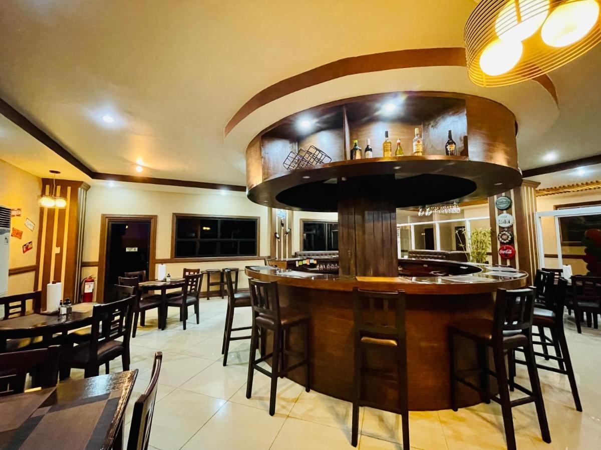 Drake Hotel Angeles City Exterior photo