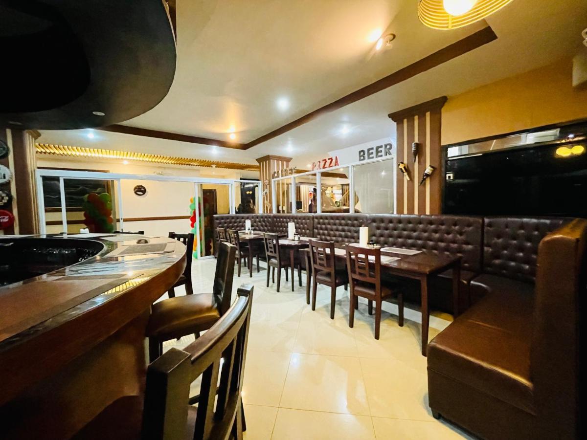 Drake Hotel Angeles City Exterior photo